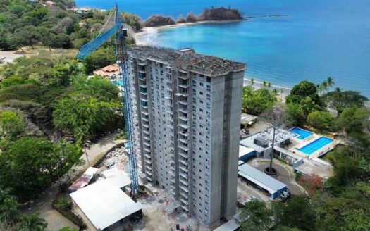 Apartamento En Venta En Punta Leona, Piso 20 Con Vista Al Mar Y 2 Habitaciones COD 146613