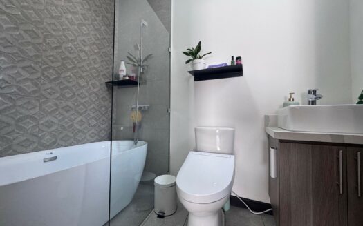 Tres Ríos: Moderna Casa en Residencial Estancia Antigua. #148424