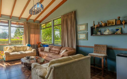 Extraordinaria Finca con 37 Mil Metros en La Angelina. #147787