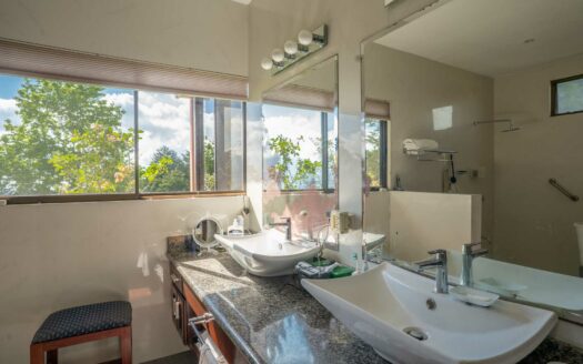 Extraordinaria Finca con 37 Mil Metros en La Angelina. #147787