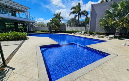 Remate Bancario!!! Casa de 2 niveles. Cond. La Arboleda en Belén Lote: 180 m2 / Const: 194 m2 (3 hab-3 parqueos-2.5 baños) Cod. 147685