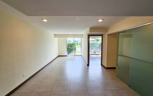 Venta de Apartamentos en Cond. Torres de Heredia (1 hab, 1 baño) ó (1hab, 1 baño + Oficina) Cod. 148736