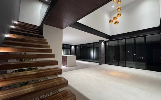 Tres Ríos: Espectacular Casa en Condominio a Estrenar 100% Separada con Espectacular Vista a la Carpintera. #148679