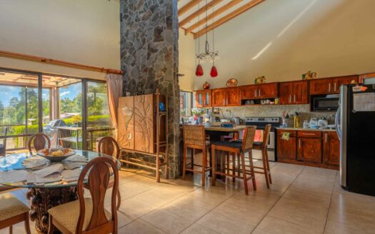 Extraordinaria Finca con 37 Mil Metros en La Angelina. #147787