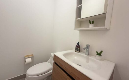 Casa En Alquiler En Condominio de Santo Domingo de Heredia, Para Estrenar y Con Patio. Código 147767