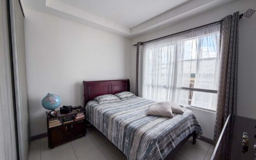 Venta de casa en San Rafael Montes de Oca: 2 habitaciones, 2.5 baños, 2 parqueos cod.147645