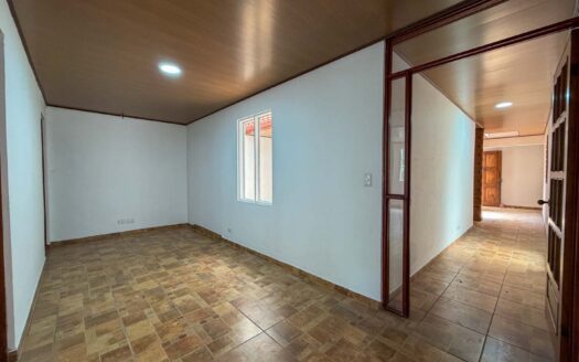 Casa En Venta En Sabanilla Montes De Oca De Una Planta Con Amplios Espacios cod.147858