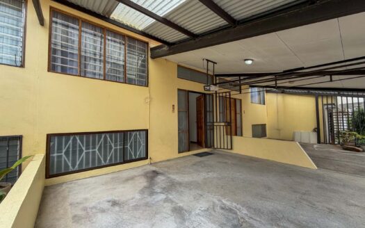 Apartamento En Venta En San Pedro Montes De Oca De 2 Niveles Cerca De Universidades cod.148297