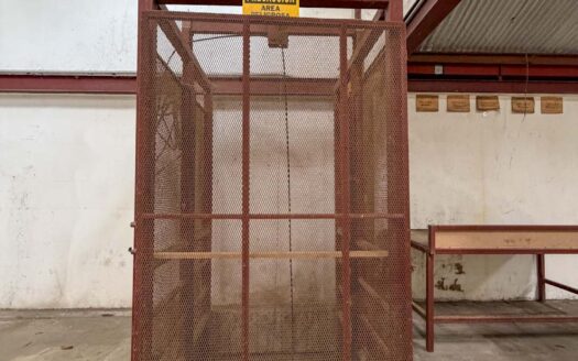 Bodega Comercial en Venta en Montes de Oca, Uso de Suelo Comercial y Gran Área cod.148461