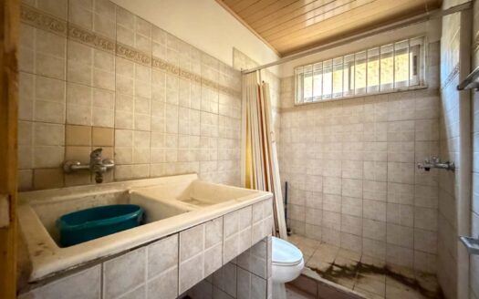 Bodega Comercial en Venta en Montes de Oca, Uso de Suelo Comercial y Gran Área cod.148461