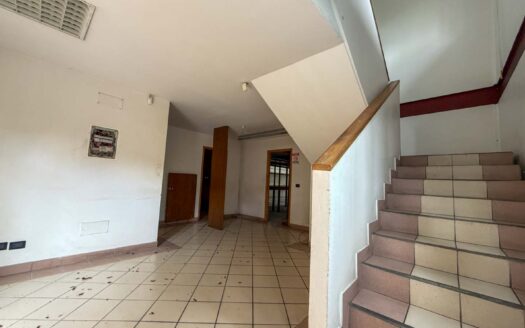 Bodega Comercial en Venta en Montes de Oca, Uso de Suelo Comercial y Gran Área cod.148461