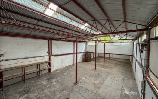 Bodega Comercial en Venta en Montes de Oca, Uso de Suelo Comercial y Gran Área cod.148461