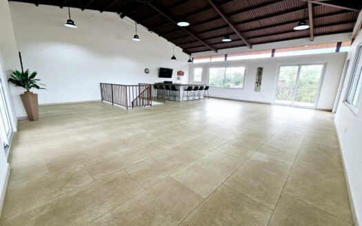 ¡OPORTUNIDAD! Casa en Venta en Alajuela, Condominio Novazul, con Amplio Patio y Amenidades Premium. COD. 148064