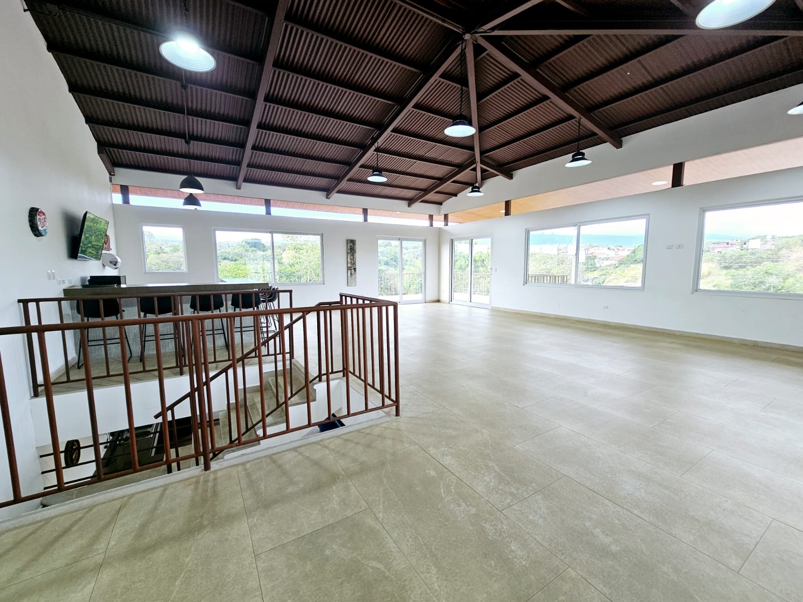 ¡OPORTUNIDAD! Casa en Venta en Alajuela, Condominio Novazul, con Amplio Patio y Amenidades Premium. COD. 148064