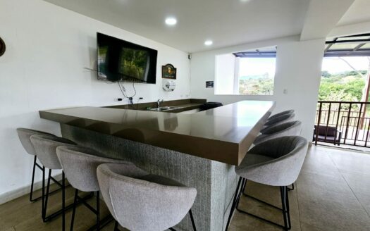 ¡OPORTUNIDAD! Casa en Venta en Alajuela, Condominio Novazul, con Amplio Patio y Amenidades Premium. COD. 148064