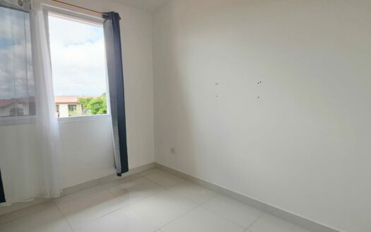 ¡OPORTUNIDAD! Casa en Venta en Alajuela, Condominio Novazul, con Amplio Patio y Amenidades Premium. COD. 148064