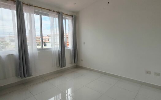 ¡OPORTUNIDAD! Casa en Venta en Alajuela, Condominio Novazul, con Amplio Patio y Amenidades Premium. COD. 148064