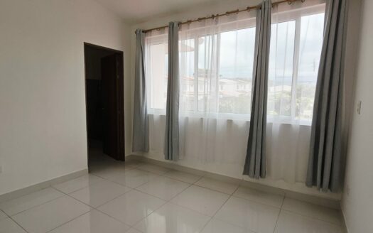 ¡OPORTUNIDAD! Casa en Venta en Alajuela, Condominio Novazul, con Amplio Patio y Amenidades Premium. COD. 148064