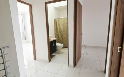 ¡OPORTUNIDAD! Casa en Venta en Alajuela, Condominio Novazul, con Amplio Patio y Amenidades Premium. COD. 148064