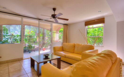 🌊 Apartamento frente al mar en ALQUILER en Playa Hermosa | Privacidad, piscina y acceso directo a la playa. Cod 148830