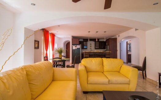 🌊 Apartamento frente al mar en ALQUILER en Playa Hermosa | Privacidad, piscina y acceso directo a la playa. Cod 148830