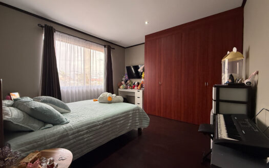 Moderna y Amplia Casa en Exclusivo Condominio en La Trinidad de Moravia COD 148235