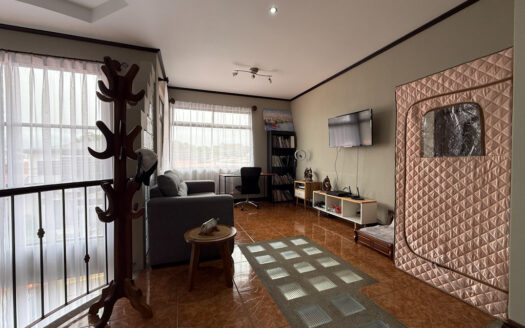 Moderna y Amplia Casa en Exclusivo Condominio en La Trinidad de Moravia COD 148235