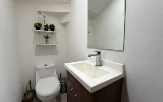 Moderna Casa en Condominio, en San Vicente de Moravia COD 148174