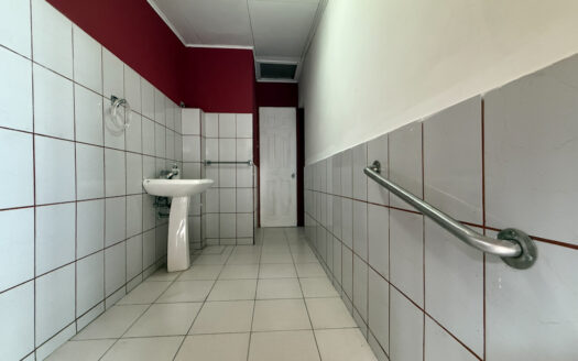 Hermosa Casa en Residencial Seguro, Cerca del Centro Comercial de Guadalupe, Goicoechea COD 147785