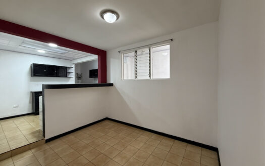 Hermosa Casa en Residencial Seguro, Cerca del Centro Comercial de Guadalupe, Goicoechea COD 147785