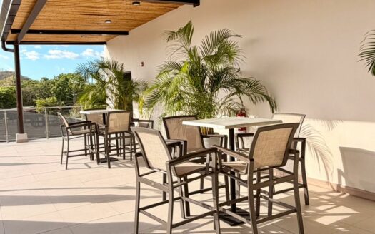 Apartamento para renta NUEVO para estrenar en Live Jacó! 3 habitaciones + 2 parqueos. Cod. 147959