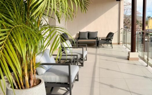 Apartamento para renta NUEVO para estrenar en Live Jacó! 3 habitaciones + 2 parqueos. Cod. 147959