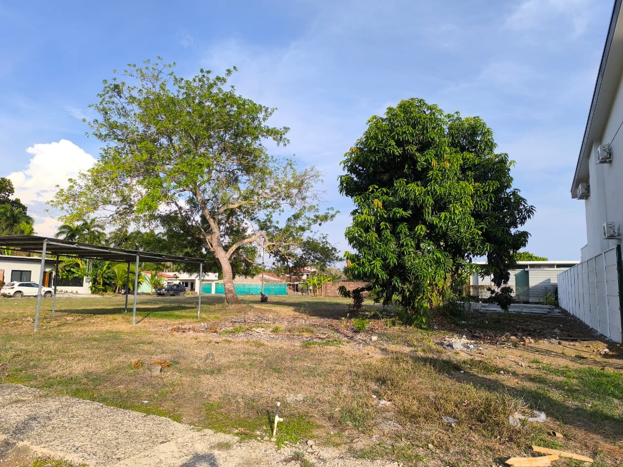 Lote en condominio en Playa Hermosa 360 m2. Cod. 146738