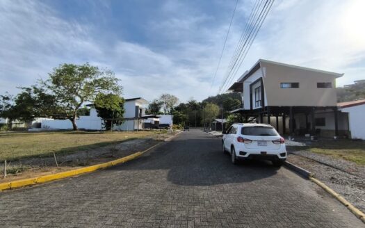 Lote en condominio en Playa Hermosa 360 m2. Cod. 146738