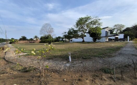 Lote en condominio en Playa Hermosa 360 m2. Cod. 146738