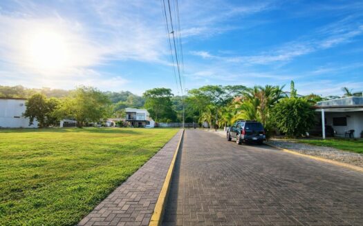 Lote en condominio en Playa Hermosa 360 m2. Cod. 146738