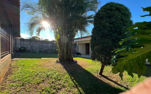 ¡OPORTUNIDAD! Casa Amplia En Venta En Tambor De Alajuela Una Planta Con Amplio Lote De 622 m². COD. 148777