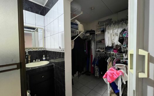 ¡OPORTUNIDAD! Casa Amplia En Venta En Tambor De Alajuela Una Planta Con Amplio Lote De 622 m². COD. 148777