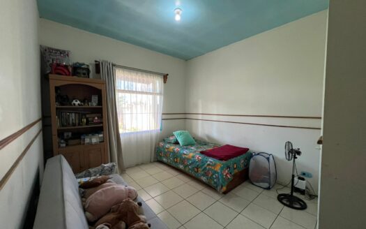 ¡OPORTUNIDAD! Casa Amplia En Venta En Tambor De Alajuela Una Planta Con Amplio Lote De 622 m². COD. 148777