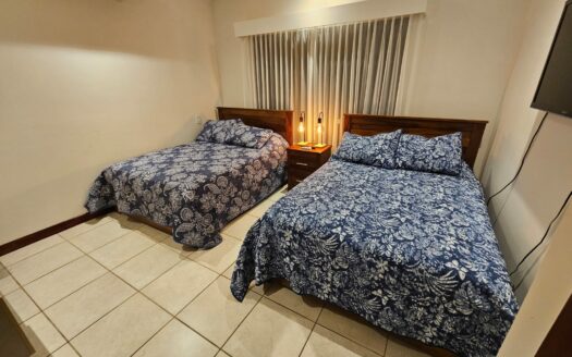 🌴 Casa Moderna con Piscina Privada en Costa del Sol, Playa Bejuco