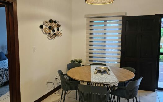 🌴 Casa Moderna con Piscina Privada en Costa del Sol, Playa Bejuco