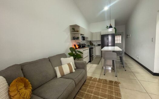 Casa En Venta En San Rafael De Alajuela en TDN, 1 Planta Con Patio Y Amenidades cerca de zonas francas y aeropuerto.cod.48585